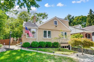3447 Oak View Place, Cincinnati, OH 45209