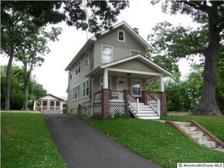 38 3rd Ave, Neptune, NJ 07753