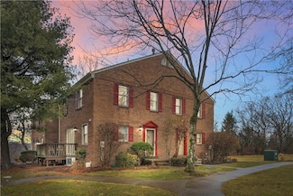 28 Bracken Place, Pittsburgh, PA 15239