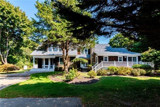 58 Dolphin St, Jamestown, RI 02835