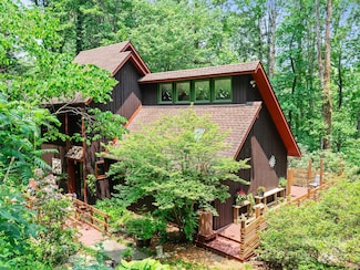 278 Mount View Dr, Burnsville, NC 28714