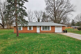 2993 Valleyview Dr, Fairborn, OH 45324