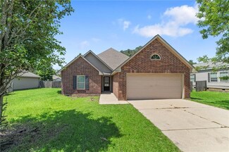 28475 Apple Blossom Ln, Ponchatoula, LA 70454