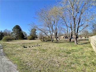 1928 S Garland Ave, Fayetteville, AR 72701