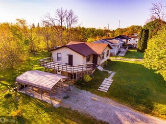 503 Center St, Grinnell, IA 50112