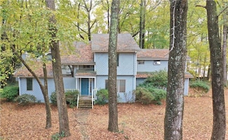 1009 Ranchero Rd, Virginia Beach, VA 23456