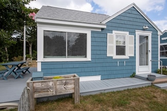 51 Canal St Unit 18, Bourne, MA 02562