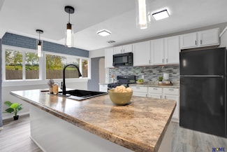 5411 Wilkins Cir, Lincoln, NE 68524