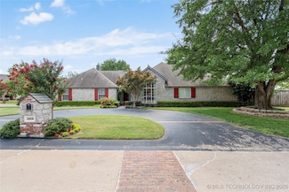 2808 E 82nd Place, Tulsa, OK 74137