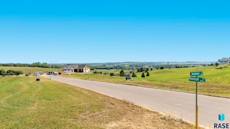 0 0 Lt05-Bk05 Moonlight Cir E, Sioux Falls, SD 57110