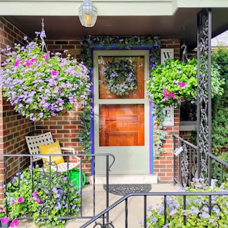 308 Sheldon Ave, Downers Grove, IL 60515