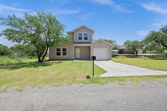 1908 Sleepy Hollow Dr, Kingsland, TX 78639