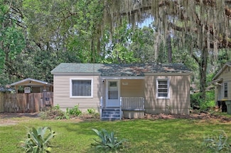 5513 Betty Dr, Savannah, GA 31406