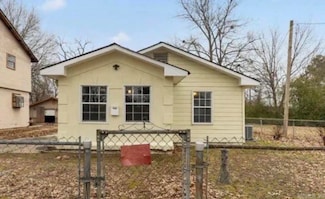1406 Vine St, North Little Rock, AR 72114