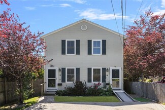 47 North Rd Unit A, Jamestown, RI 02835