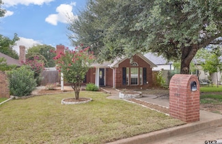 4917 Forestwood Blvd, Tyler, TX 75703