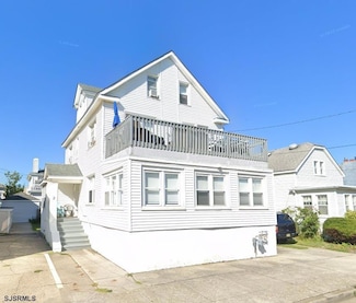 2 N Newark Ave, Ventnor City, NJ 08406