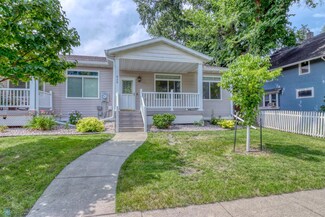 820 3rd St N Unit 820, Fargo, ND 58102