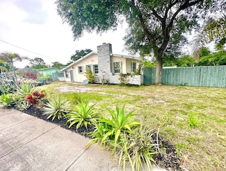 3006 N 25th St, Fort Pierce, FL 34946