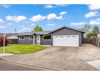 571 Clairmont Dr, Eugene, OR 97404