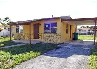 3321 E Atlantic Dr, Boynton Beach, FL 33435