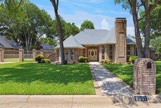 2001 Thames Dr, Arlington, TX 76017