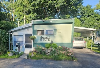 36 Patio Dr, Panorama, NY 14625