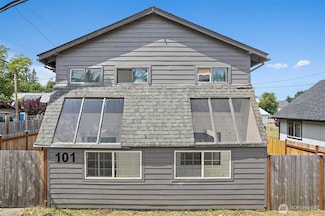 101 Pershing Ave, Carbonado, WA 98323