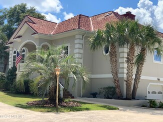 6424 River Vista Dr, Wilmington, NC 28412