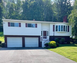 4704 Marshall Dr W, Vestal, NY 13850