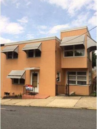 106 N 16th St, Pottsville, PA 17901