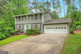 4536 Mountain Creek Dr NE, Roswell, GA 30075