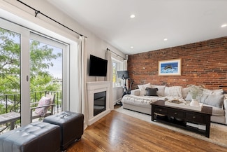 328 Commercial St Unit 35, Boston, MA 02109