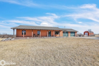 800 S Cedar St, Kirkville, IA 52566