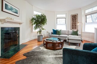 21 Strathmore Rd Unit 2, Brookline, MA 02445