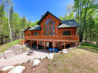 6873 E Pinehurst Dr, Lake Tomahawk, WI 54539