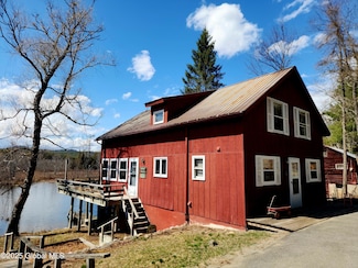 3541 E Schroon River Rd, Pottersville, NY 12860