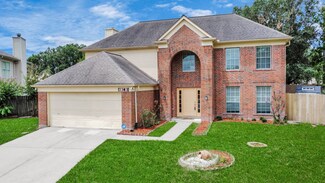 2303 Parkhaven Dr, Sugar Land, TX 77478