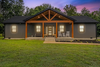 1567 Oak Knob Rd, Lafayette, TN 37083