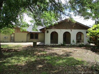 908 Lou Allard Dr, Drumright, OK 74030