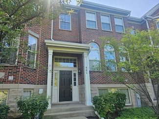 447 Prestwick Ln, Wheeling, IL 60090