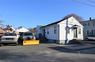 61 Angelico St, Johnston, RI 02919