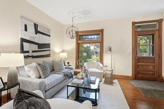 2324 Milwaukee Ave, Minneapolis, MN 55404