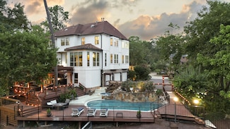 1 Magnolia Bend Dr, Houston, TX 77024