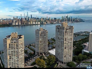 7000 Boulevard E Unit 49I, West New York, NJ 07093