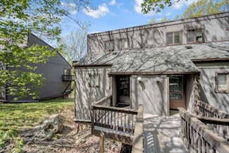 168 Upper Village Way, Tannersville, PA 18372