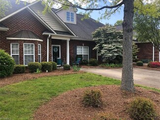 2059 Salisbury Square Unit 11, Winston Salem, NC 27127