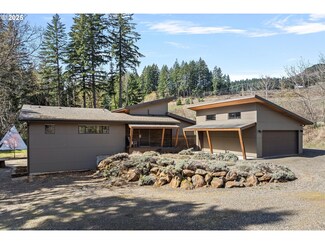 12302 Cook Underwood Rd, Underwood, WA 98651