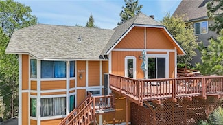 26570 Kings Ct, Lake Arrowhead, CA 92352