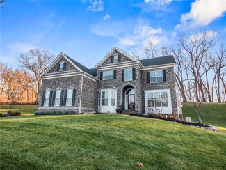 6266 Blue Belle Dr, Center Valley, PA 18034